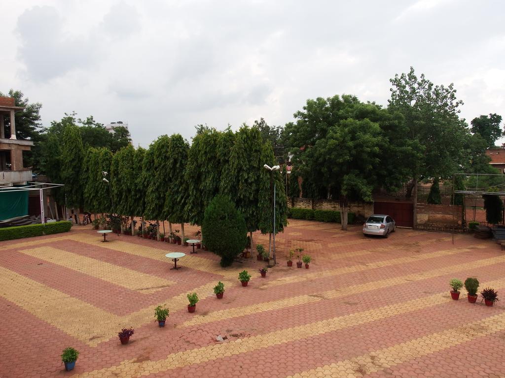 Hotel Sonchiraiya Shivpuri  Экстерьер фото